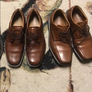 2 Pairs of Men’s Ecco Shoes